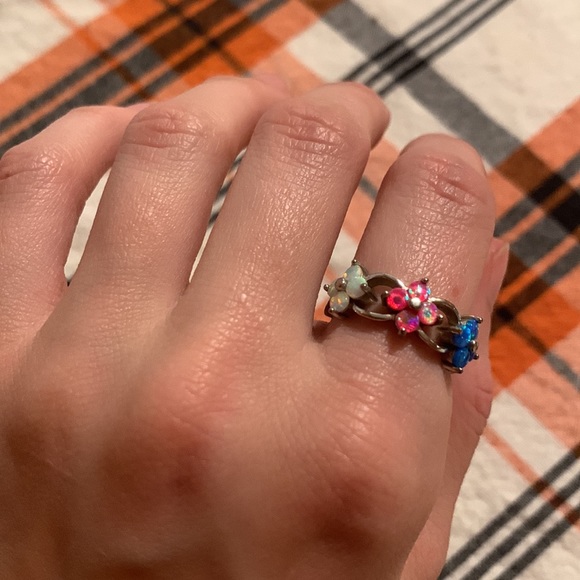 Multicolor Flower Ring - Picture 2 of 6